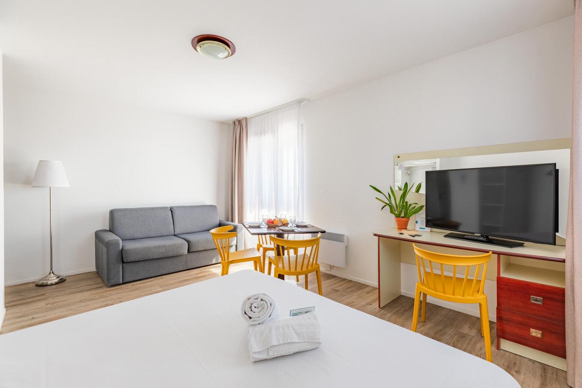 Appart'City Classic Blois Luaran gambar