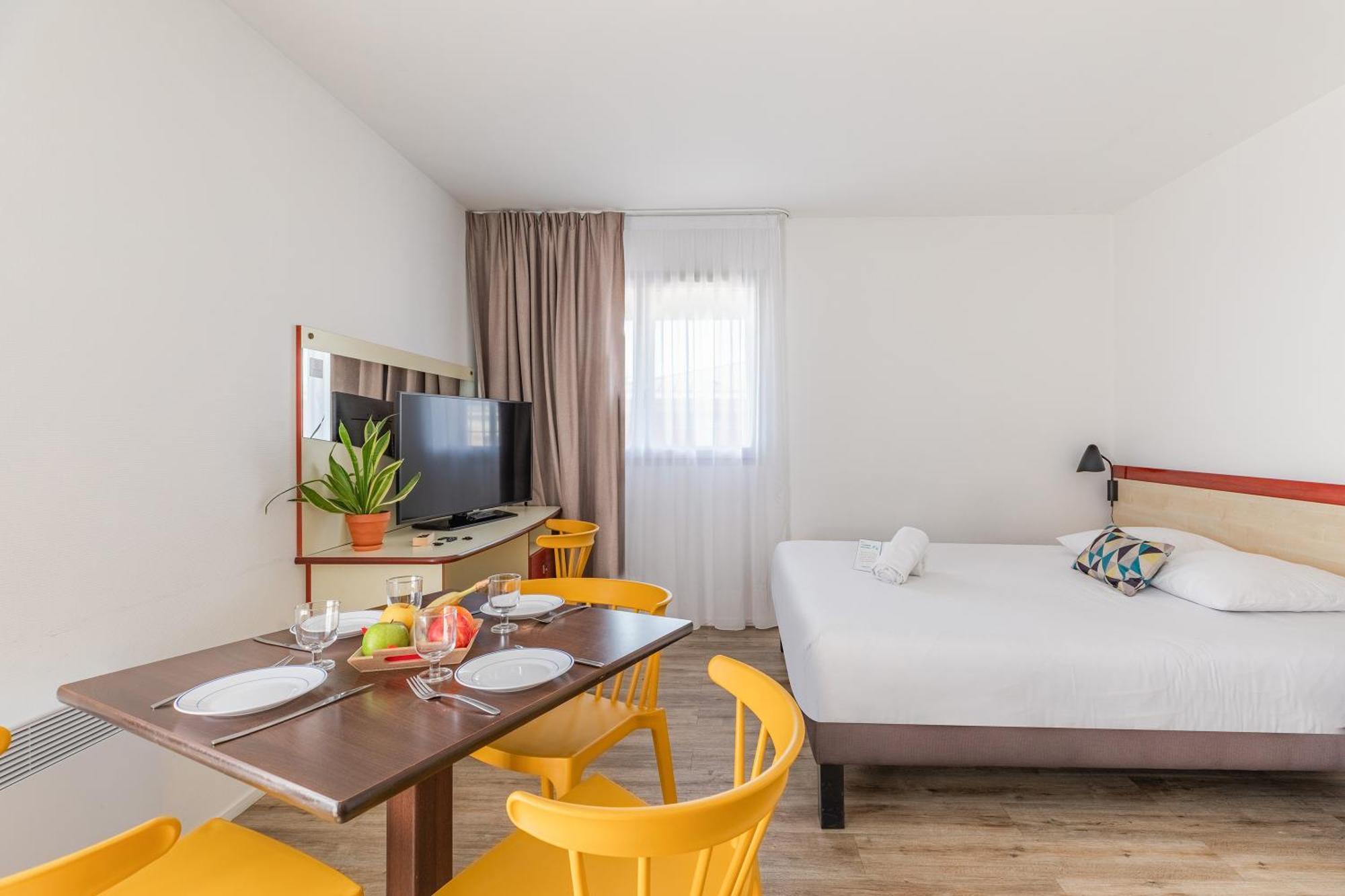 Appart'City Classic Blois Luaran gambar